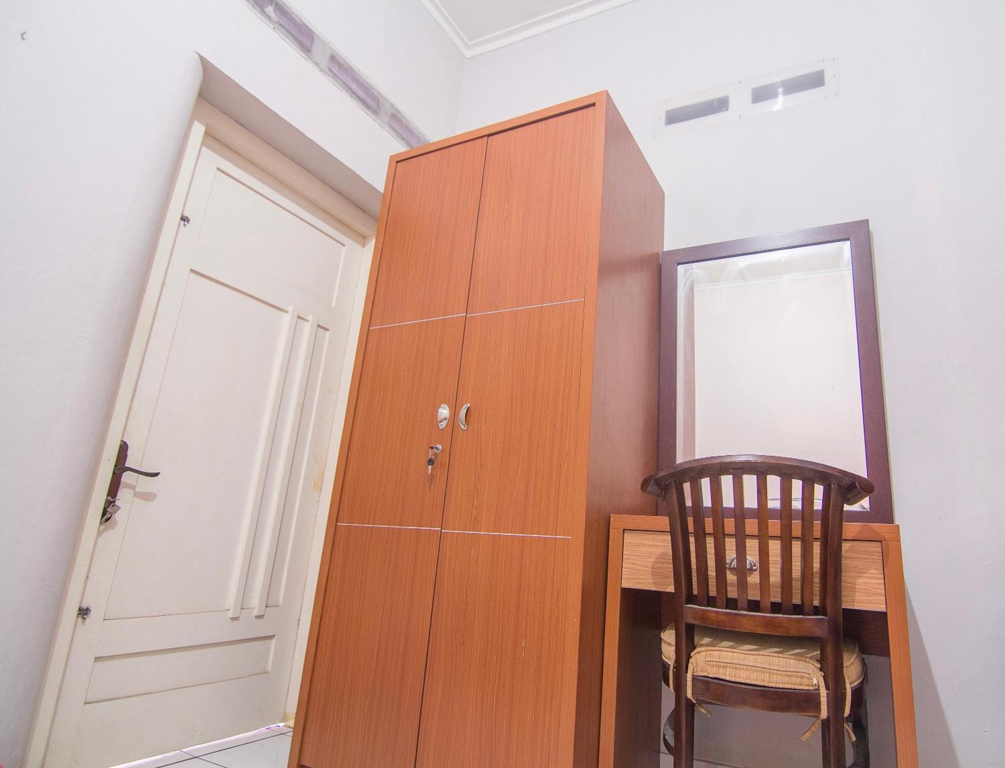 Appartement Ndalem Sarengat à Yogyakarta Chambre photo